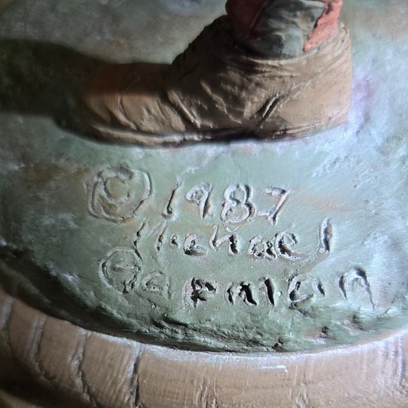 The Golfer, Sculpture by Michael Garman Signed 1987 11" tall base 6" wide - Picture 8 of 8